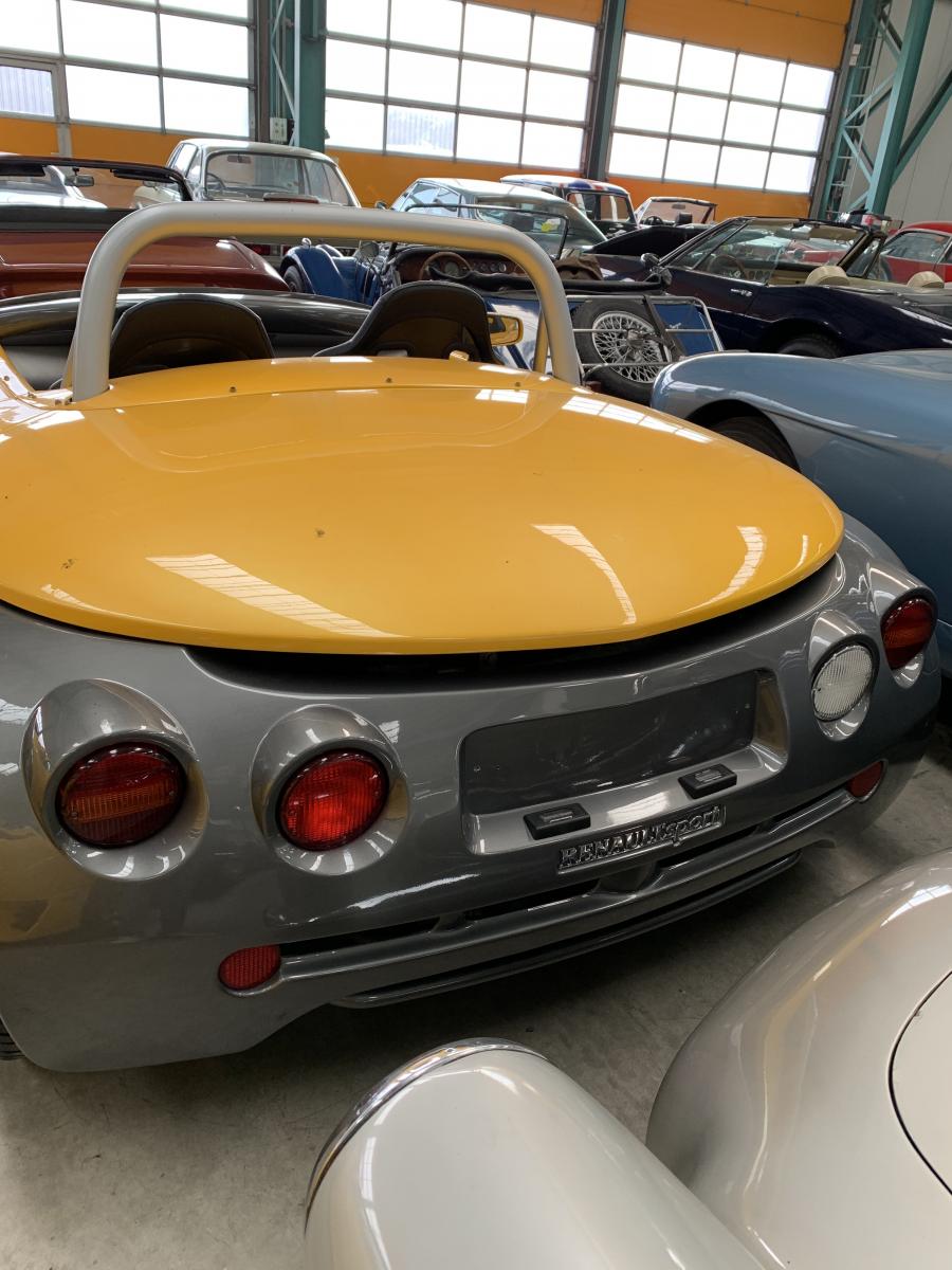 Детали экстерьера Renault Sport Spider 1996 года  (фото 8 из 22)
